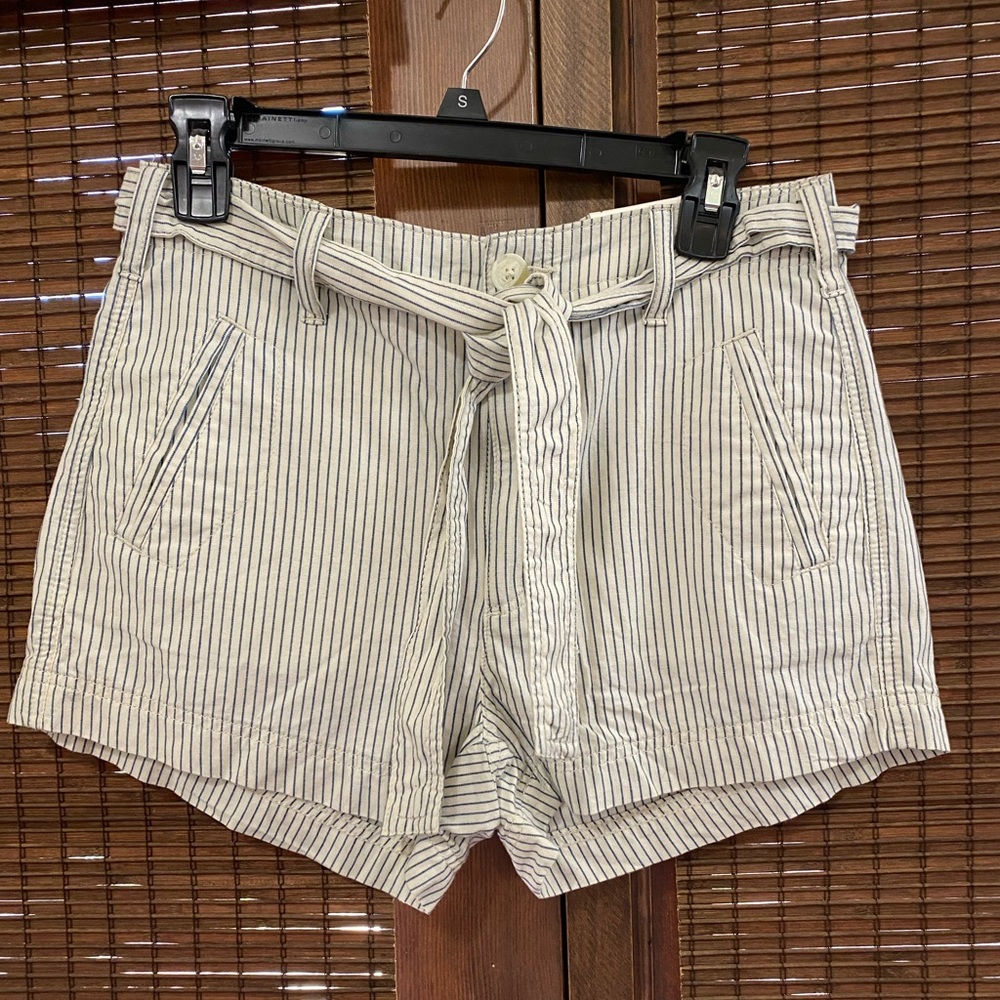 AE shorts, brand new with tags.